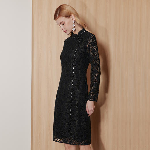 EITIE爱特爱气质优雅钉珠修身显瘦温柔黑色蕾丝连衣裙秋季新款C2307214 商品图1