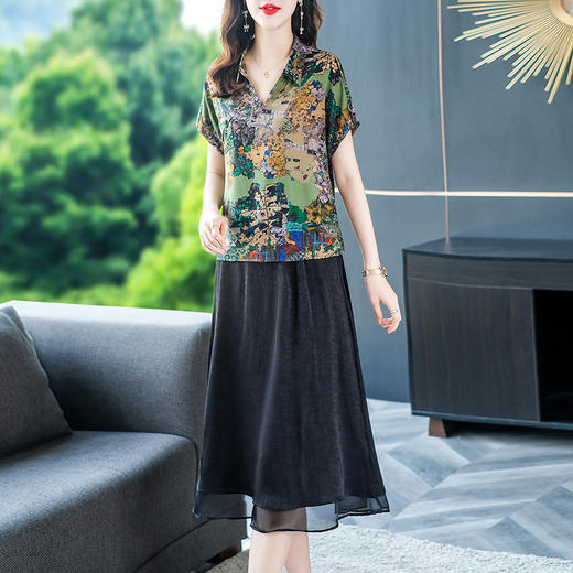 夏季洋气新款，中年妈妈短袖印花阔太太休闲大码套装时尚两件套YMR-8721 商品图1