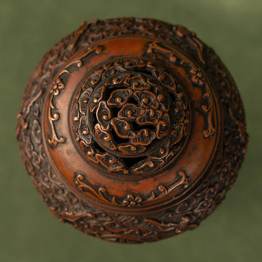 清 铜錾花蝠云纹香薰帽架 商品图1