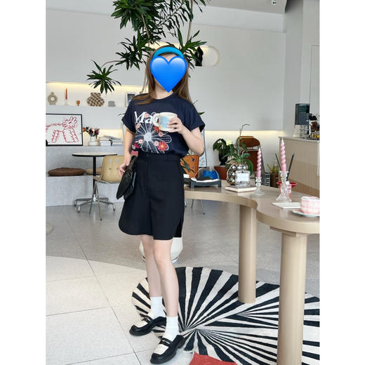 618冲冲冲2307111   弧形侧开叉 中裤 商品图0