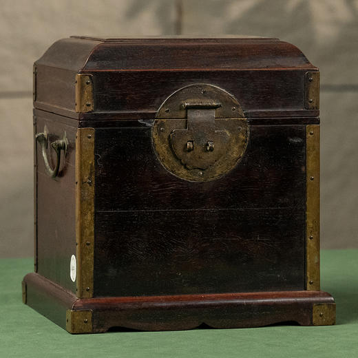 清 紫檀盝顶官印箱 商品图4