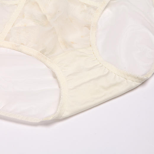 都市丽人薄透丝滑纯色蕾丝+网布三角女士内裤纯色内裤LP32M6 商品图6