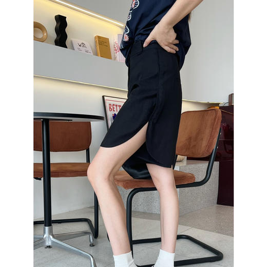 618冲冲冲2307111   弧形侧开叉 中裤 商品图3