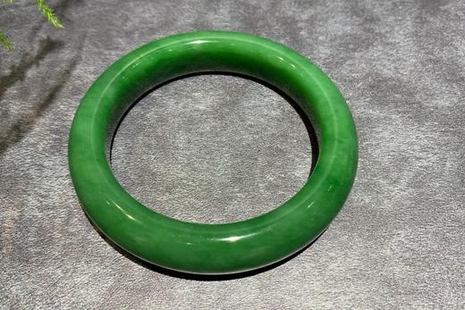 【御珠宫坊·传承系列】碧玉手镯54.5mm 商品图5
