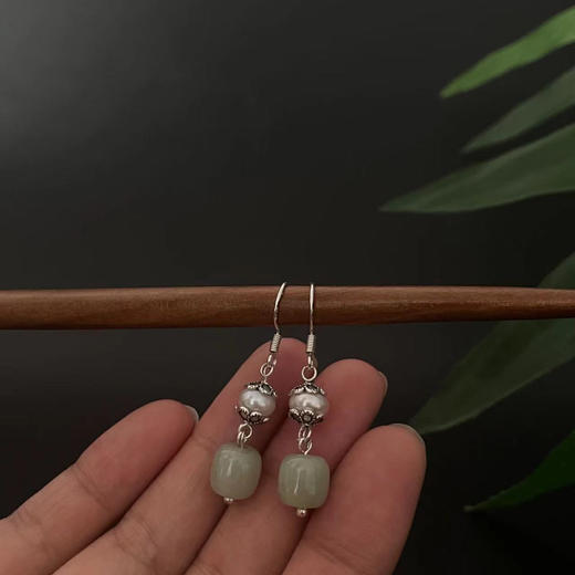 和田玉耳饰 商品图3