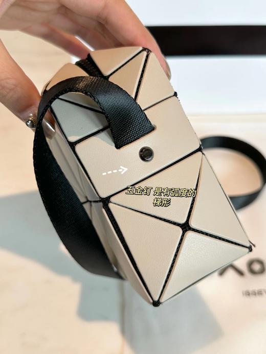 Issey Miyak*e三宅一生小方盒丘比特包 肩带随意调节 腋下、单肩、斜胯包 商品图8