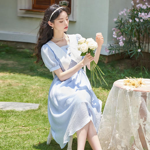 温柔方领泡泡袖连衣裙女新款夏A字长裙连衣裙显瘦遮肉夏V1031059 商品图3