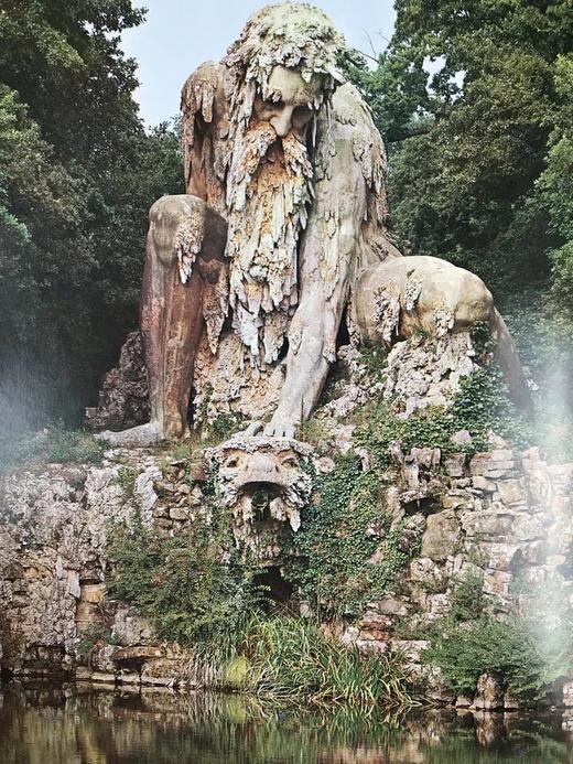 西方雕塑杰作 149件作品彩色插图 精装8开 商品图13