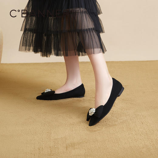 千百度秋季低跟钻石蝴蝶结舒适女单鞋A23423303 商品图0