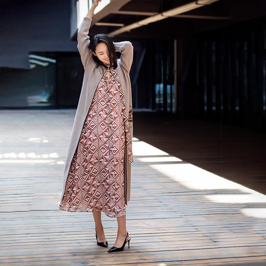 仰韶•半坡鱼 真丝衬衫裙&连衣裙 面料柔软 自然贴合 商品图0