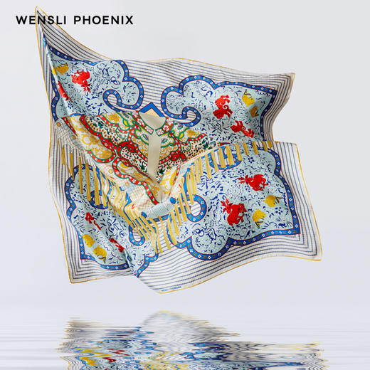 凤凰之家“昭霞序”88厘米双面印花真丝大方巾 商品图5