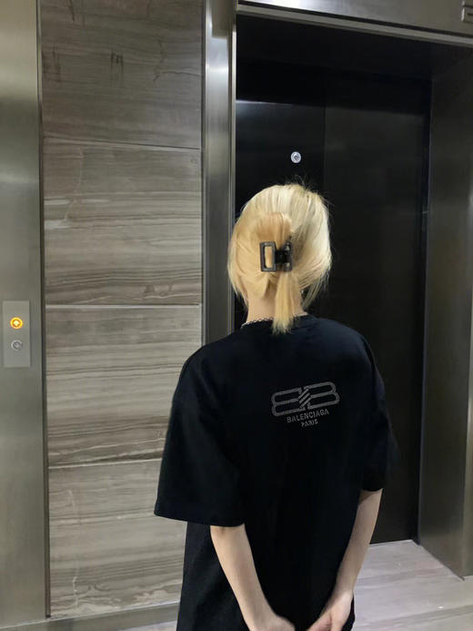 巴黎世家 后背烫钻T恤 商品图1