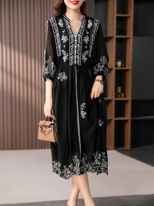 YX【定制15天】新中式复古刺绣真丝连衣裙女夏2024新款显瘦绣花桑蚕丝长裙子 商品图4