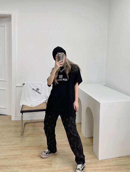 巴黎世家 模糊字母T 商品图1