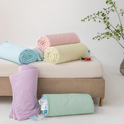 【黑科技凉感丝 盖在身上的小空调】A类凉感丝夏凉被 长效yi菌守护健康 冷感空调被可机洗水洗 冰淇淋般沁凉柔滑 透气好畅快呼吸 伴你舒爽入眠 商品图4