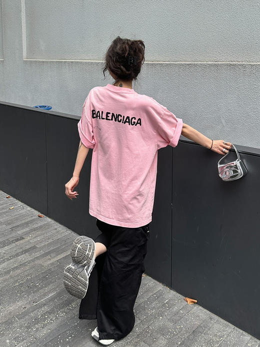 巴黎世家 前后模糊logo短袖 商品图5