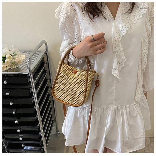 【给你不一样的感觉❗️时尚洋气斜挎手提编织袋】舒适耐看，百搭不挑人，彰显女性独特气质，让你优雅得体，追求时尚生活，轻松出行常备良品，新款小包包简约流行女士单肩手机包 商品图2