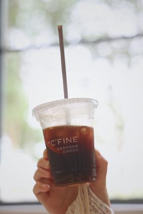 【棉仓世贸店】咖啡一杯（美式/拿铁）二选一