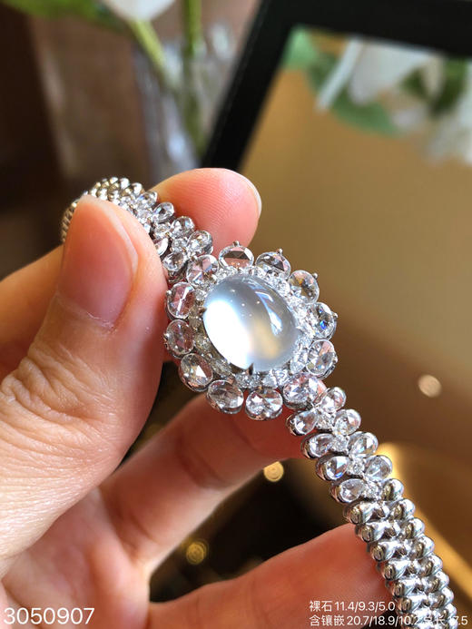 3050907，蛋面手链。具体价格微信咨询 商品图2