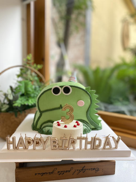 异形恐龙奶油蛋糕 下单前请仔细阅读商品详情 商品图0