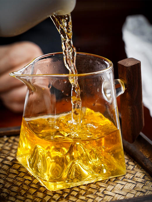 2020年班盆老寨！霸气刚烈！超强茶气！老茶友所爱！值得存的品质好茶！ 商品图3