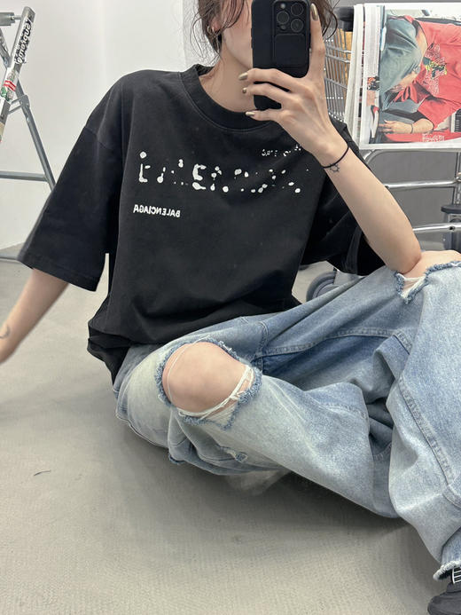 巴黎世家 前后模糊logo短袖 商品图5