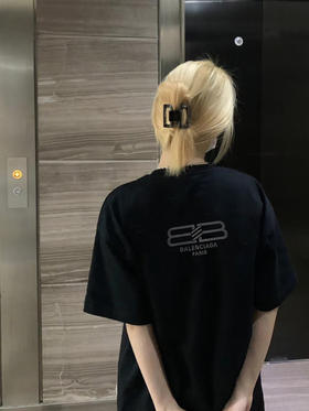 巴黎世家 后背烫钻T恤