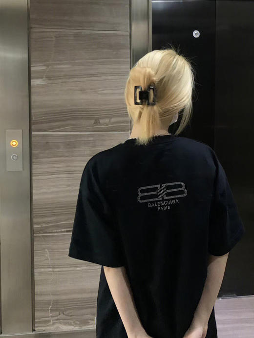 巴黎世家 后背烫钻T恤 商品图0