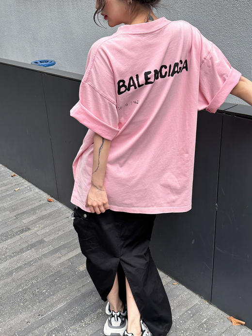 巴黎世家 前后模糊logo短袖 商品图1