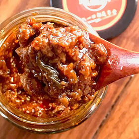  独门酱料丨大颗牛肉粒，酱香醇厚，一罐不到五块钱！ 