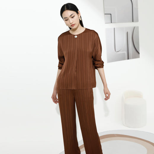 卡莉朵拉上衣C26C7111 商品图2