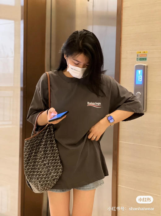 巴黎世家 可乐做旧磨破T恤 商品图2