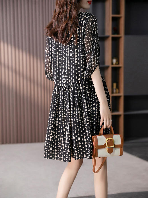 YX【定制15天】法式灯笼袖真丝连衣裙女夏2024新款时尚印花桑蚕丝a字小黑裙 商品图4