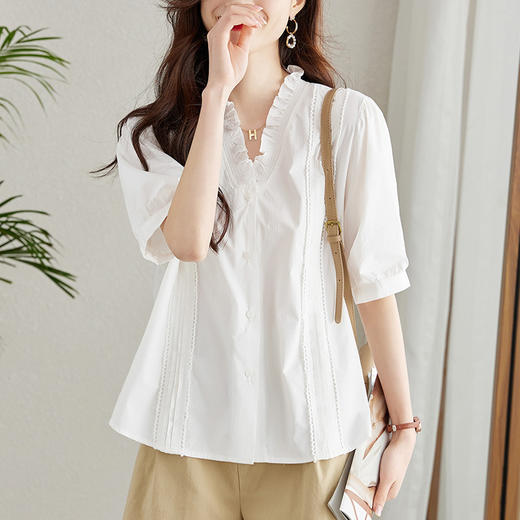 优雅百搭，棉质木耳边v领白衬衫MJ23076 商品图3