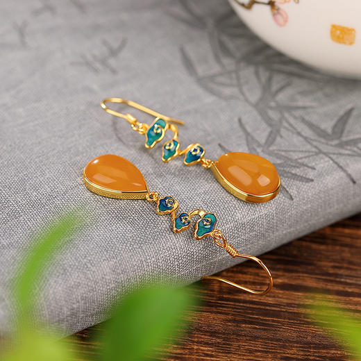 S925纯银镀金复古蜜蜡祥云水滴形，耳坠个性百搭文艺气质耳饰CW- EG01763 商品图2