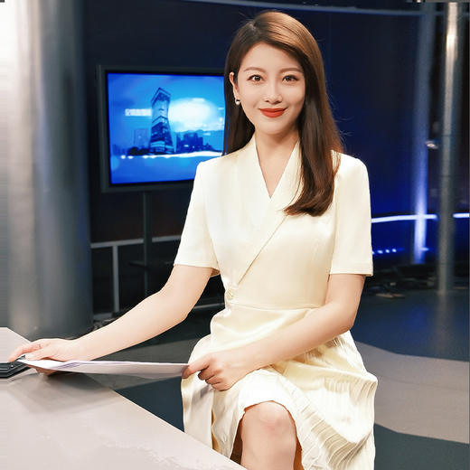 IWY/高级绸缎领连衣裙女法式轻奢百褶西装裙礼服黄色播音主持232009Q1 商品图1