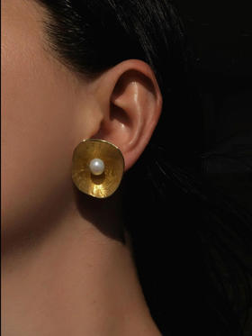 LDMO｜ORECCHINI COQUILLE Earrings 花瓣珍珠耳环