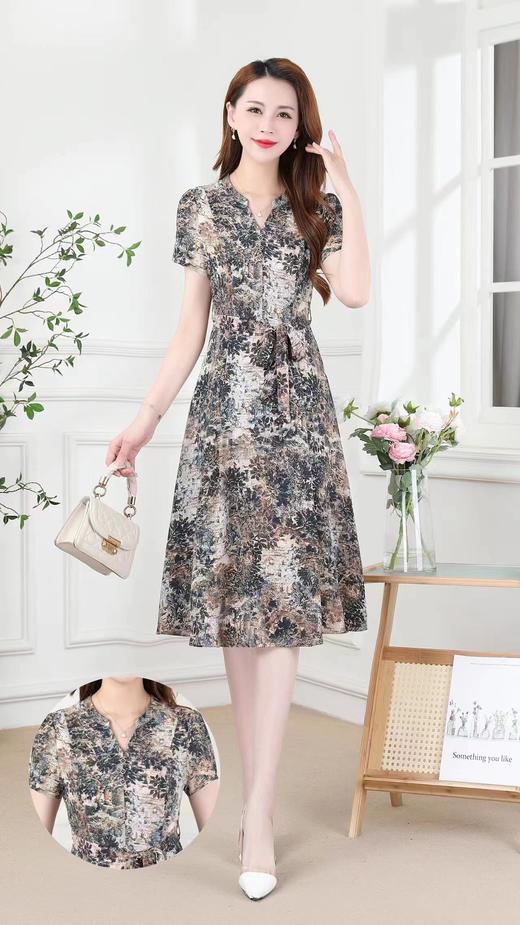 B6498       复古V领气质修身显瘦连衣裙（特价不退换） 商品图0