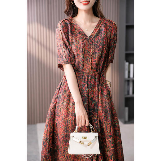 YX【定制7天】FSW高端气质印花苎麻连衣裙女2024夏季新款韩版碎花V领显瘦长裙 商品图2