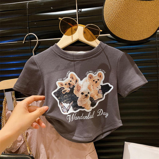 【韩版时髦洋气！卡通印花短款T恤工装裤套装】时尚舒适又耐穿，柔软透气亲肤，无束缚，童装夏女童韩系套装中小童，潮流造型不容错过 商品图3