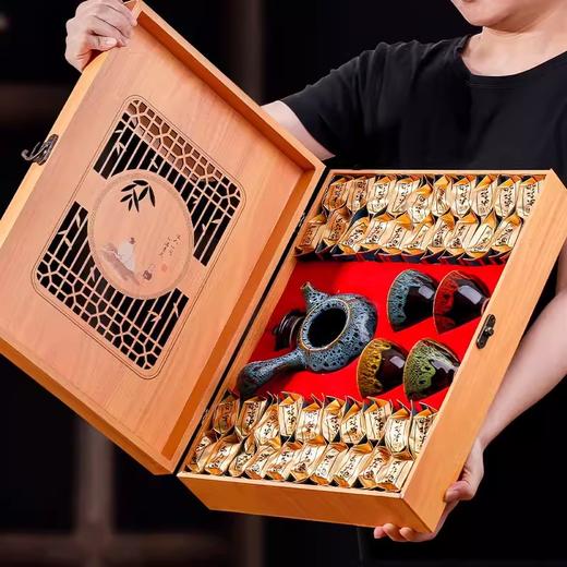 福建中圣公言茶大红袍320克礼盒装 商品图3