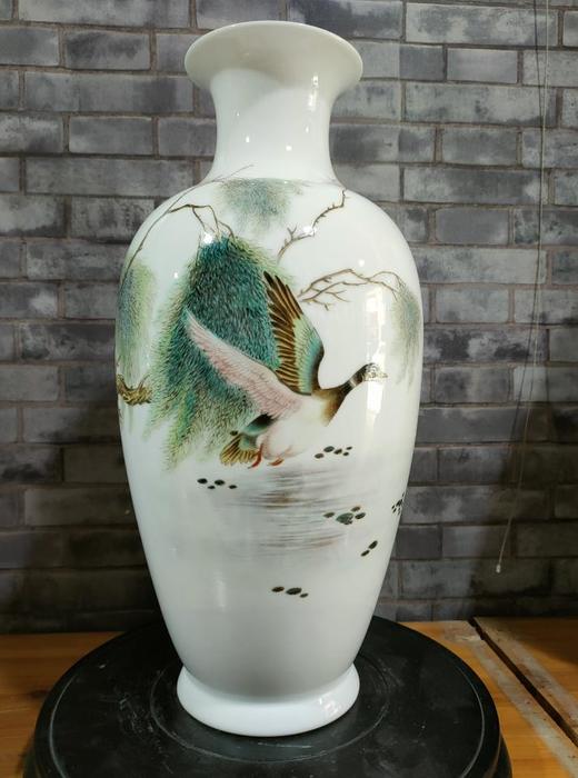 粉彩秋雁南飞赏瓶 商品图0
