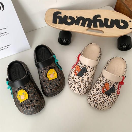 「数款配色」凉拖鞋女夏外穿家用厚底防滑踩屎感洞洞鞋网红ins情侣沙滩拖鞋男 商品图1