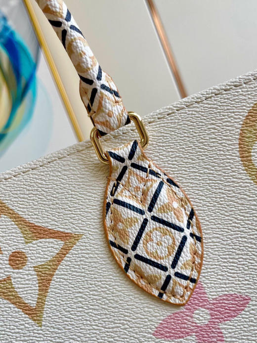 夏季特惠💰850 原单LV M22975 尺寸：35×27×14cm ONTHEGO 新款妈咪购物袋 商品图5