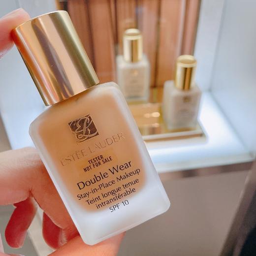 雅诗兰黛DW持妆粉底液 商品图0