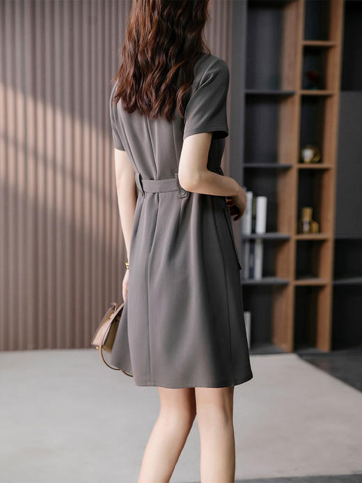 YX【现货7天】小个子高级感醋酸连衣裙女2024夏季新款收腰显瘦中长款裙子 商品图4