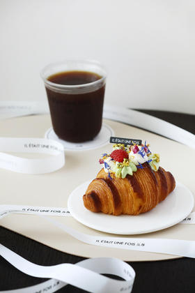 开心果乌龙可颂