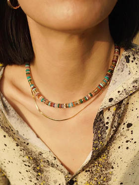 711-6 彩色天然石项链199，手链169