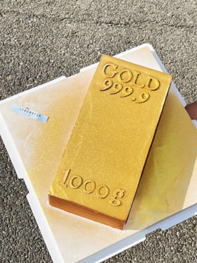 金砖 · 奶油霜蛋糕