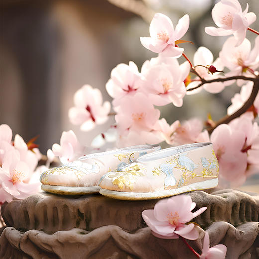 内联升女鞋手工单鞋千层底蟾宫折桂绣花小元口女鞋8689A 商品图2